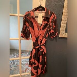 BloomChic tie wrap dress with pockets. NWT
